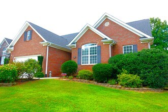 923 Squires Pt in Duncan, SC - Building Photo - Building Photo