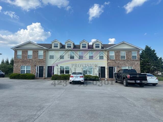 property at 172 Lone Tree Dr NE