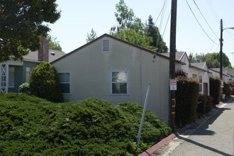 535-543 Simon St in Hayward, CA - Building Photo - Building Photo