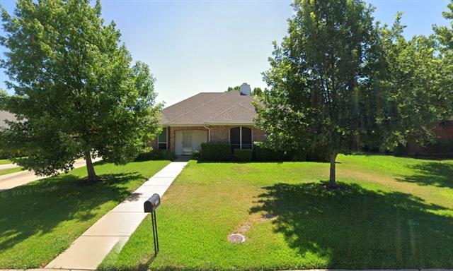 3900 Yellowstone Pl in Denton, TX - Building Photo