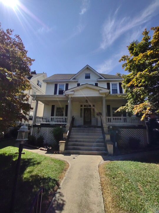 1409 3rd St SW, Unit A2 in Roanoke, VA - Building Photo