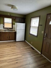 504 8th Ave W in Ellendale, MN - Building Photo - Building Photo