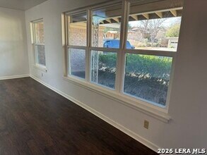 110 Northaven Dr in San Antonio, TX - Building Photo - Building Photo