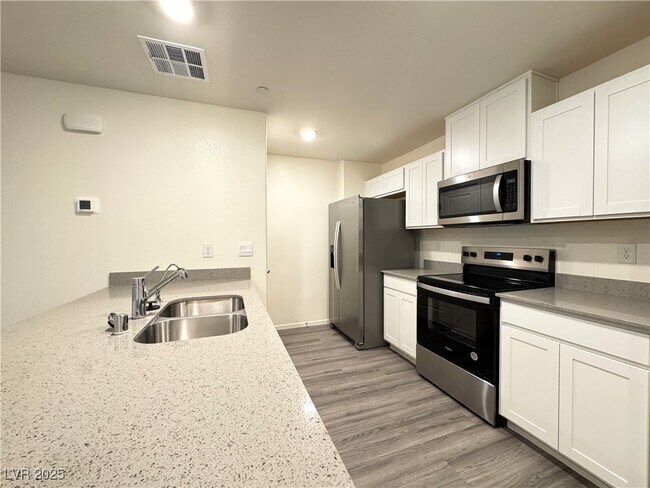 property at 4925 Chapin Mesa Ave