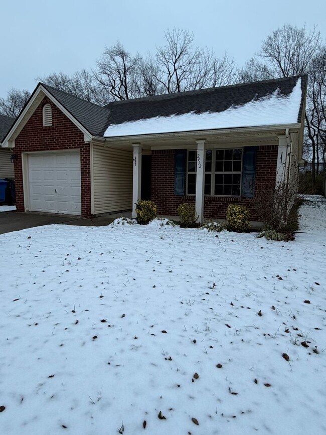 2412 Prescott Ln in Lexington, KY - Building Photo - Building Photo