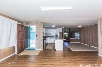 1522 Maluawai St in Pearl City, HI - Building Photo - Building Photo