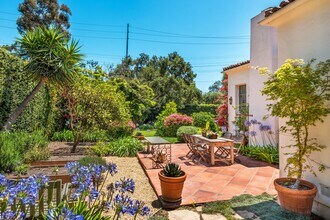 1394 School House Rd in Montecito, CA - Building Photo - Building Photo