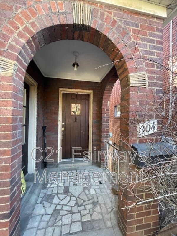 property at 304 Lenox Ave