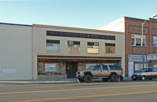 215-219 W Yakima Ave in Yakima, WA - Building Photo - Building Photo