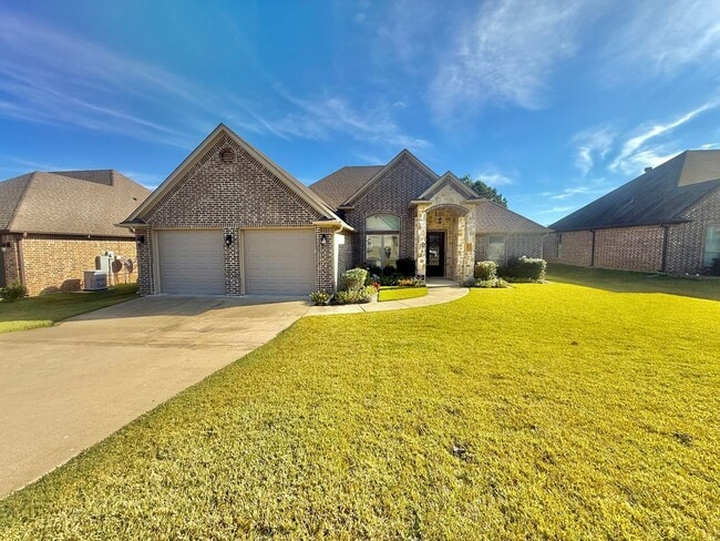 property at 7332 Kingsport Ln