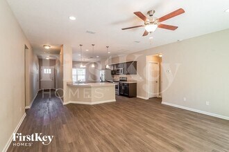 1366 Sarahs Landing Dr in Jacksonville, FL - Building Photo - Building Photo