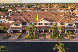 9460 Sardinia Way in Ft. Myers, FL - Building Photo - Building Photo