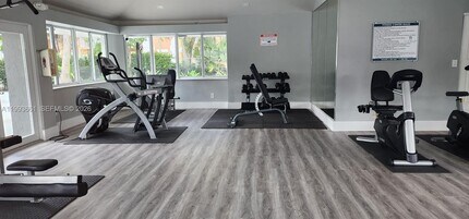 7200 NW 179th St in Hialeah, FL - Building Photo - Building Photo