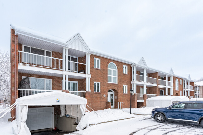 9264 Du Centre-Hospitalier Boul in Lévis, QC - Building Photo - Building Photo