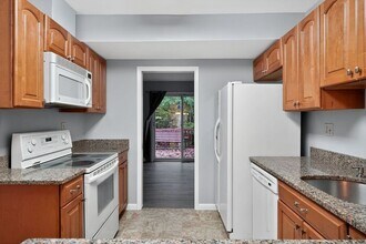 85 Brookside Pl in Waldorf, MD - Building Photo - Building Photo