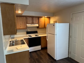 612 N Highland Ave in Sidney, OH - Building Photo - Building Photo