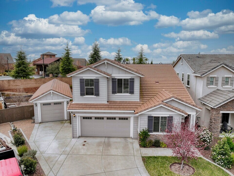 740 Baronial Ct in Rocklin, CA - Building Photo