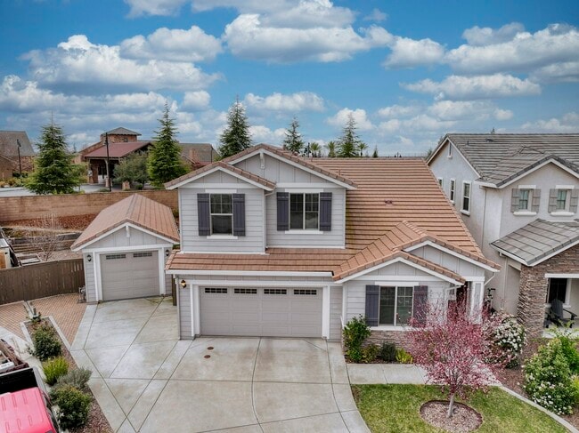 property at 740 Baronial Ct
