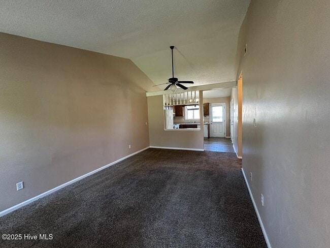 399 W Frances St in Jacksonville, NC - Building Photo - Building Photo