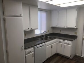 44727 La Paz Rd in Temecula, CA - Building Photo - Building Photo