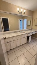 4106 Boone Rd in Houston, TX - Foto de edificio - Building Photo