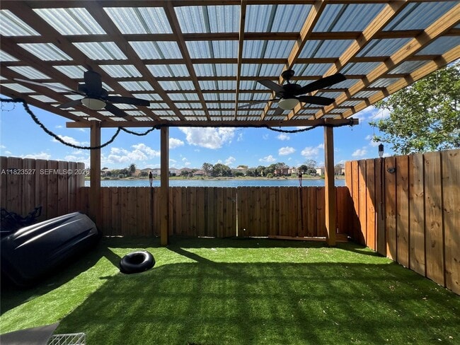 1178 SE 23rd Ave in Homestead, FL - Building Photo - Building Photo