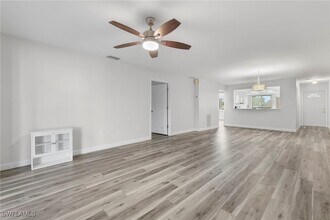 4717 Santa Barbara Blvd in Cape Coral, FL - Building Photo - Building Photo