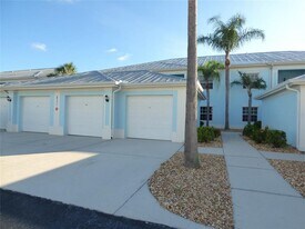 5771 Sabal Trace Dr in North Port, FL - Building Photo