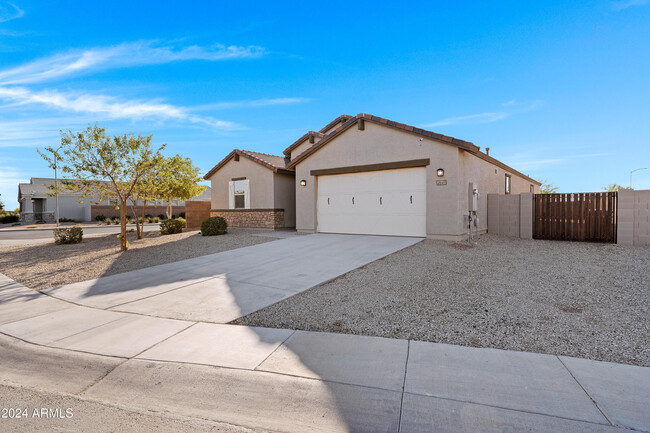 2645 E Alida Trail in Casa Grande, AZ - Foto de edificio - Building Photo