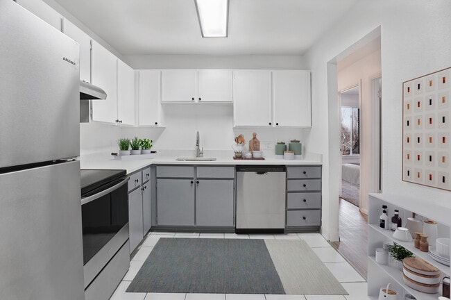 Delmonico Apartments