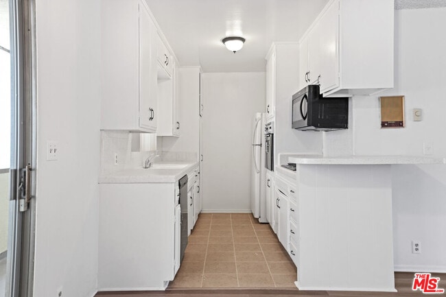 1515 Purdue Ave in Los Angeles, CA - Building Photo - Building Photo