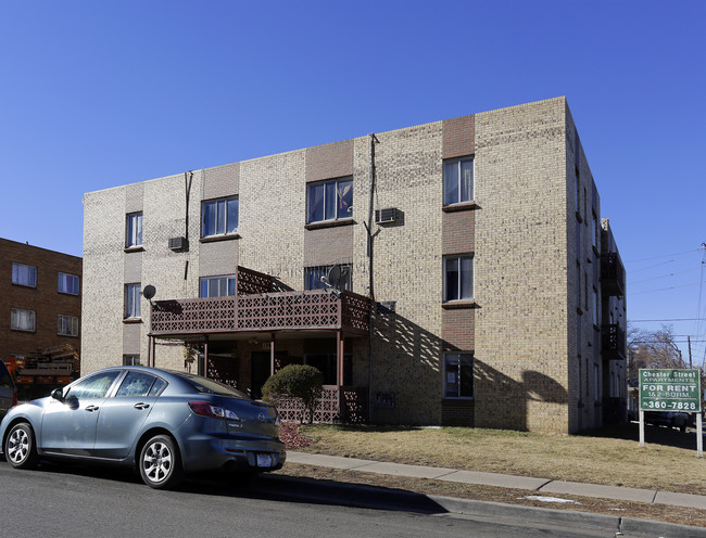 Chester Street Apartments in Aurora, CO - Building Photo - Building Photo