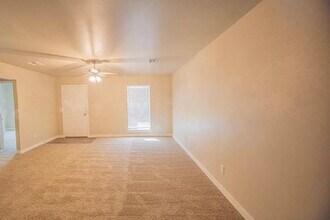 7502 28th St in Lubbock, TX - Building Photo - Building Photo