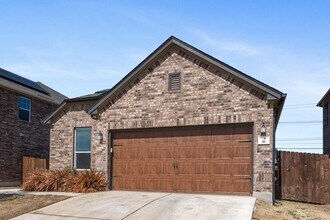 2471 Sunrise Rd in Round Rock, TX - Building Photo - Building Photo