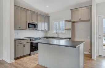 2030 Kyles Wy in Blacksburg, VA - Building Photo - Building Photo