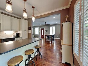 1004 Moreland Ave in Dallas, TX - Building Photo - Building Photo