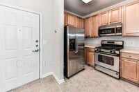 12001 Market St photo'