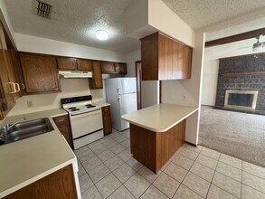 11 Wagnon Dr in Wolfforth, TX - Building Photo - Building Photo