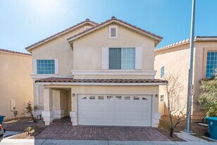 7305 Linaria Rd in Las Vegas, NV - Building Photo