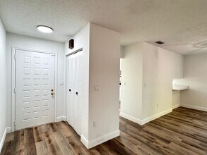 406 Hunter Cir in Kissimmee, FL - Building Photo - Building Photo
