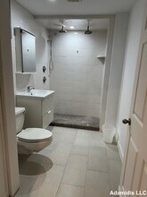 605 Dorchester Ave, Unit B in Boston, MA - Foto de edificio - Building Photo