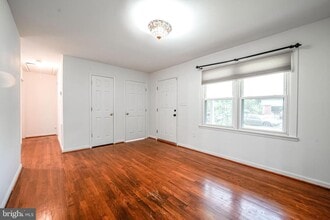 3391 Bristol Ct in Dale City, VA - Building Photo - Building Photo