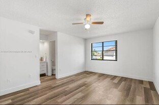 2512 SW 113th Ct, Unit Unit #1 in Miami, FL - Building Photo