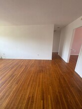 38 Stiles St, Unit E5 in Elizabeth, NJ - Building Photo - Building Photo
