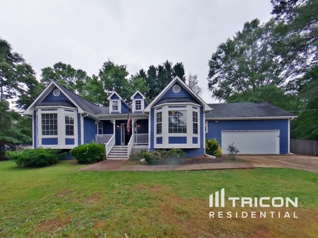 property at 14 Jessica Ln