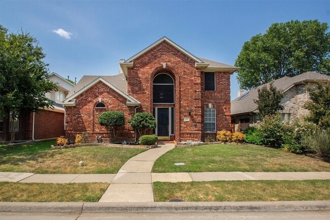 3412 Pueblo Dr