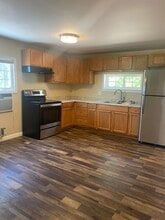 9621 X Way Rd in Laurinburg, NC - Building Photo - Building Photo