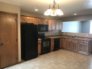 5213 W 54th St in Sioux Falls, SD - Building Photo - Building Photo