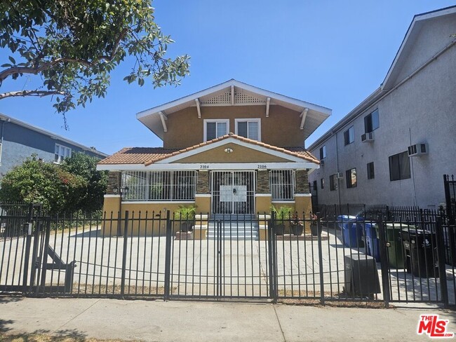 property at 2104 Crenshaw Blvd