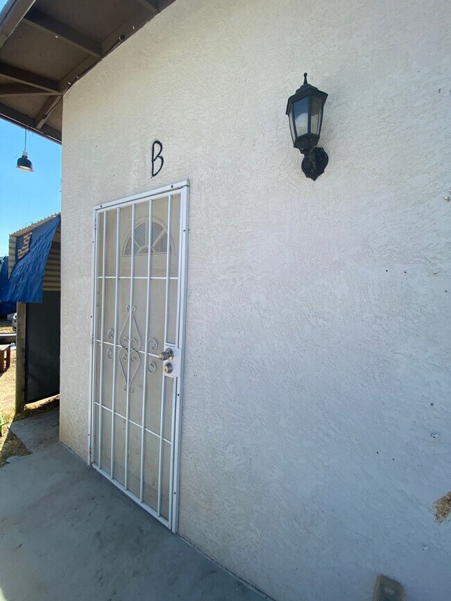 1349 Peach Ave in El Cajon, CA - Building Photo - Building Photo